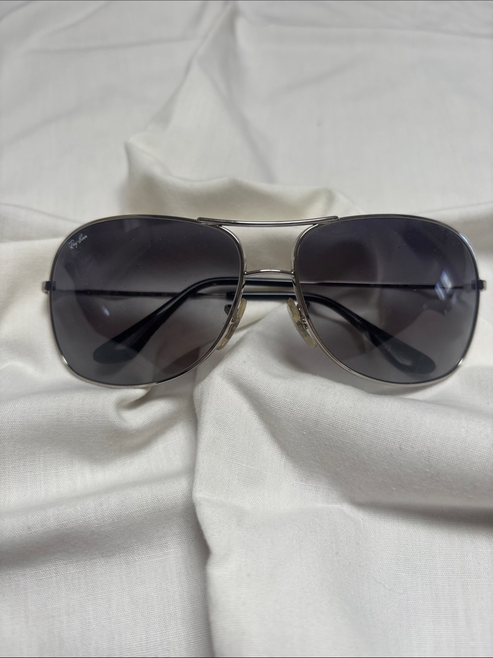 Ray-Ban Aviator Sunglasses